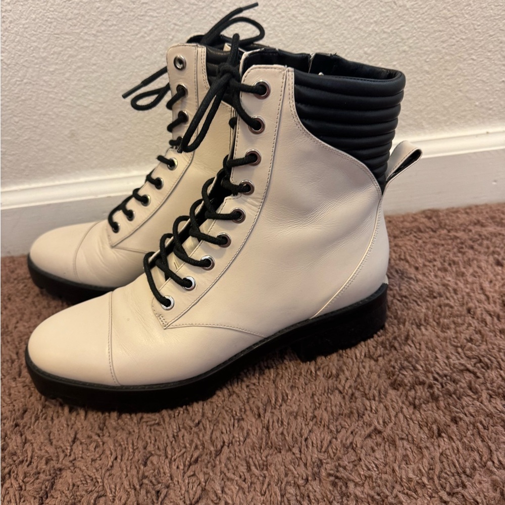 Michael Kors Bastian Lace Up Leather Combat Boots Cream Moto 8.5 - Picture 4 of 9